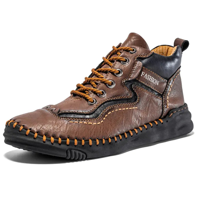 Retro Leather Mid-Top Boots for Men – Stylish & Durable Design