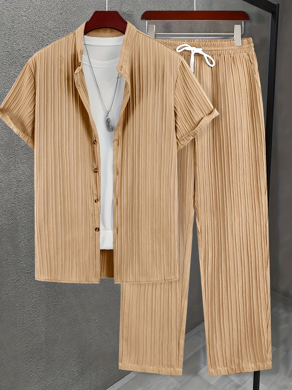 Men's New Trend Textured Wave Stripe Short Sleeve Long Pants Casual Set Cole Hampton